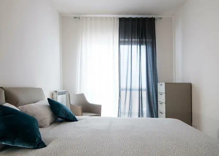 Apartment Guesthost - Fonte Laurentina Rome