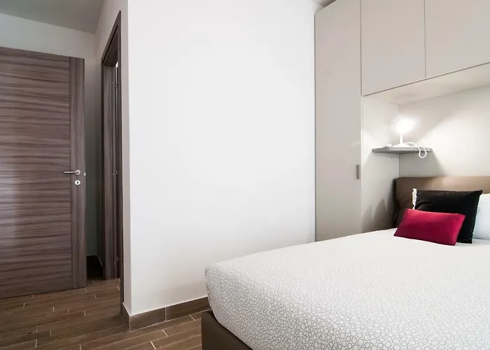 Guesthost - Fonte Laurentina Appartamento *