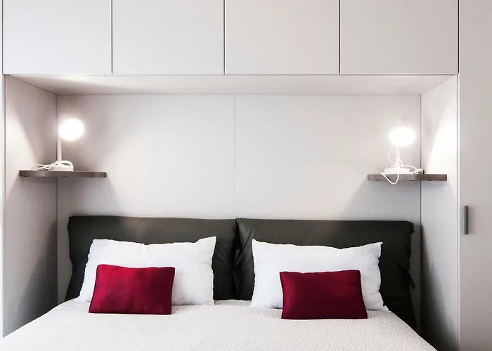Guesthost - Fonte Laurentina Appartamento *